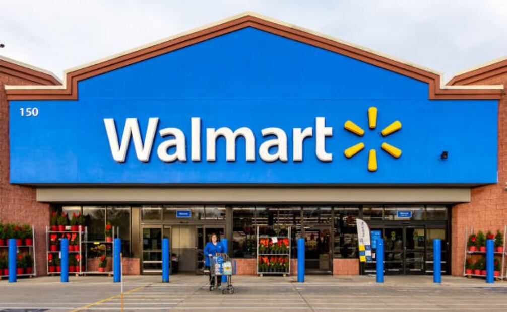 El presidente Donald Trump criticó a Walmart, diciendo en las redes sociales durante el fin de semana que el gigante minorista debería "absorber" los costos adicionales creados por sus aranceles. Foto: iStock