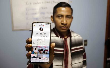 Conoce a Julio, profesor que enseña náhuatl en TikTok y es viral