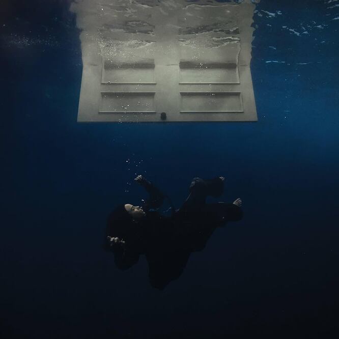 Foto de portada de album de Billie Ellish. Foto tomada de X