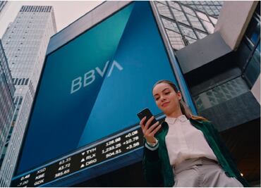 Adiós a Bancomer... BBVA estrena nueva imagen