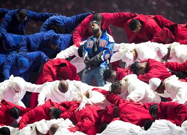 Kendrick Lamar hace vibrar al Super Bowl