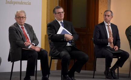 Salud promueve uso de cubrebocas con foto de Alcocer, Ebrard y López-Gatell sin portar uno