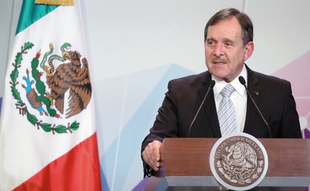 Durante su gestión al frente de la Concanaco, Enrique Solana, fue señalado de vender tabletas con sobreprecio al gobierno mexicano. (ARCHIVO EL UNIVERSAL)