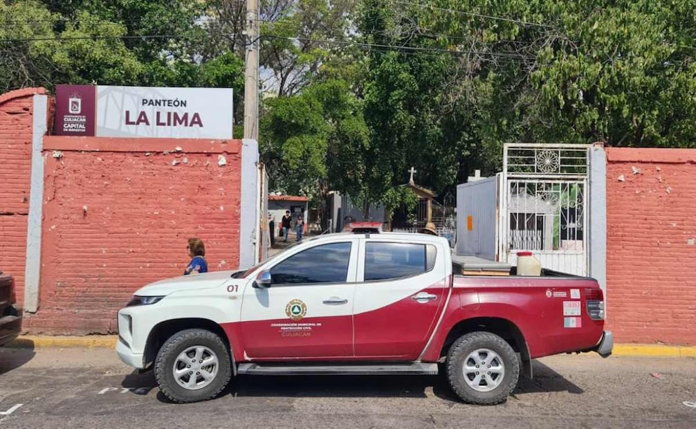 Jesús Bill Mendoza Ontiveros, coordinador municipal en Culiacán de Protección Civil dijo que a la entrada de dicho cementerio una unidad especial del DIF, con personal capacitado, brinda traslados de ida y vuelta.
Foto: Especial.