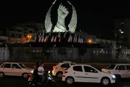 Muere en Irak militar de EU; fuerzas estadounidenses lanzan más bombardeos contra Irán