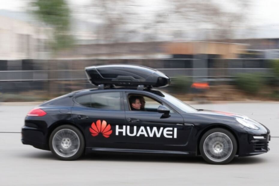 Huawei, molesto con empleado que propuso la construcción de un automóvil