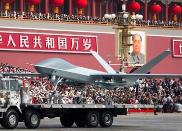 Las avanzadas armas que mostró China por primera vez en su desfile militar