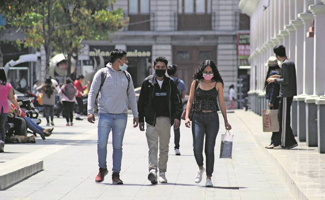 El gobierno llamó a mantener el uso del cubrebocas al aire libre. Foto: Jorge Alvarado/EL UNIVERSAL 