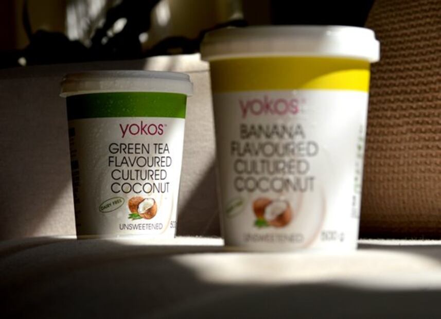 ¿Por qué no debes guardar comida en los envases de yogur?