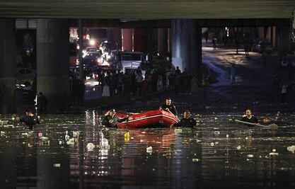 Inundaciones tras lluvia paralizan al DF