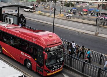 Analizan desplegar agentes encubiertos en Metrobús