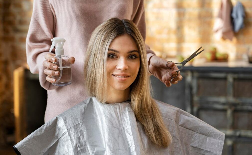 Corte de cabello. Foto: Freepik