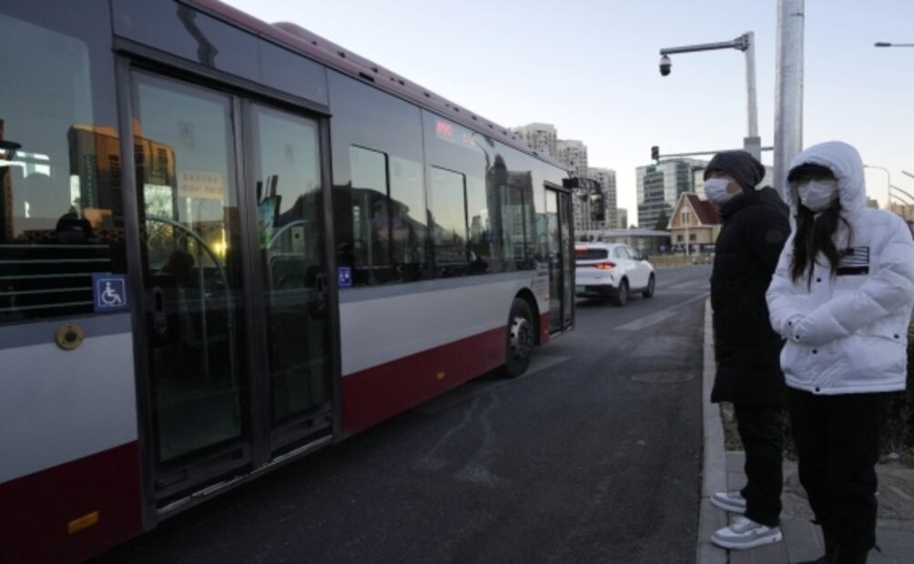 Beijing y Shenzhen eliminan pruebas de Covid en transporte