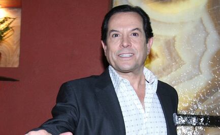 Juan José Origel se vacuna en EU contra el Covid-19: "mi país no me brindó esa seguridad"