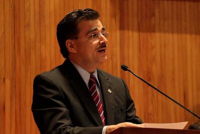 Universidad de Guadalajara pide a Conacyt no recortar becas