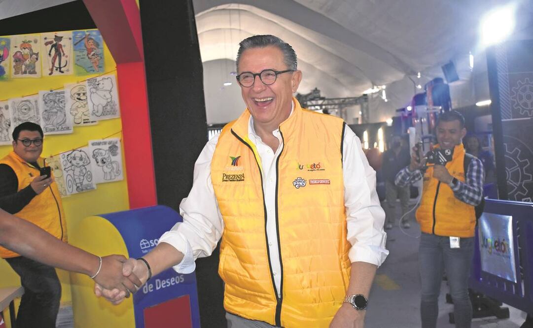  Garralda afirmó que, sin ir en campaña, ha ayudado a millones de mexicanos. “Llevo más de 200 millones de juguetes entregados”. Agregó que miles de personas le dicen que ya no haga este proyecto.