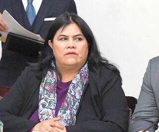 Un espaldarazo de la jefa entre líneas