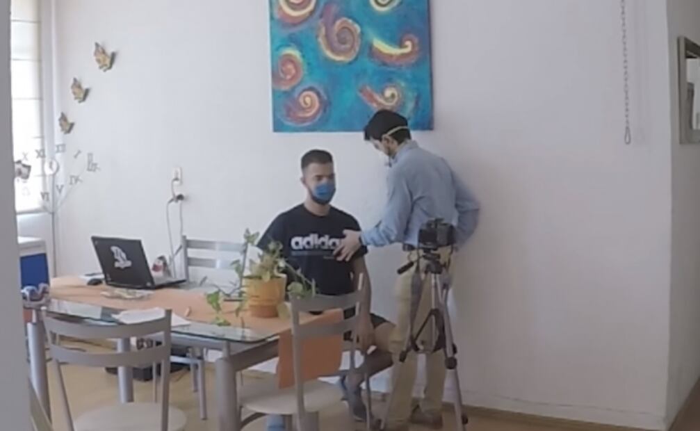 Youtuber irresponsable con Covid-19 sale de compras y graba video 