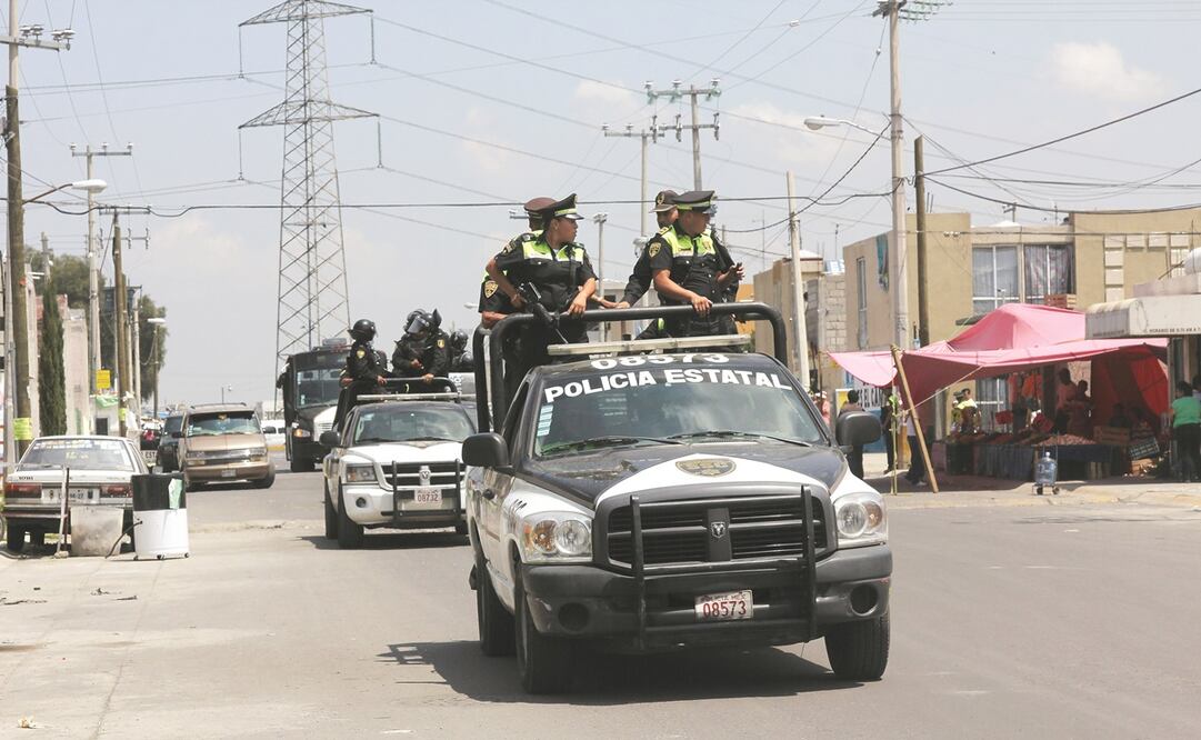 Policías del Edomex Foto: EL UNIVERSAL