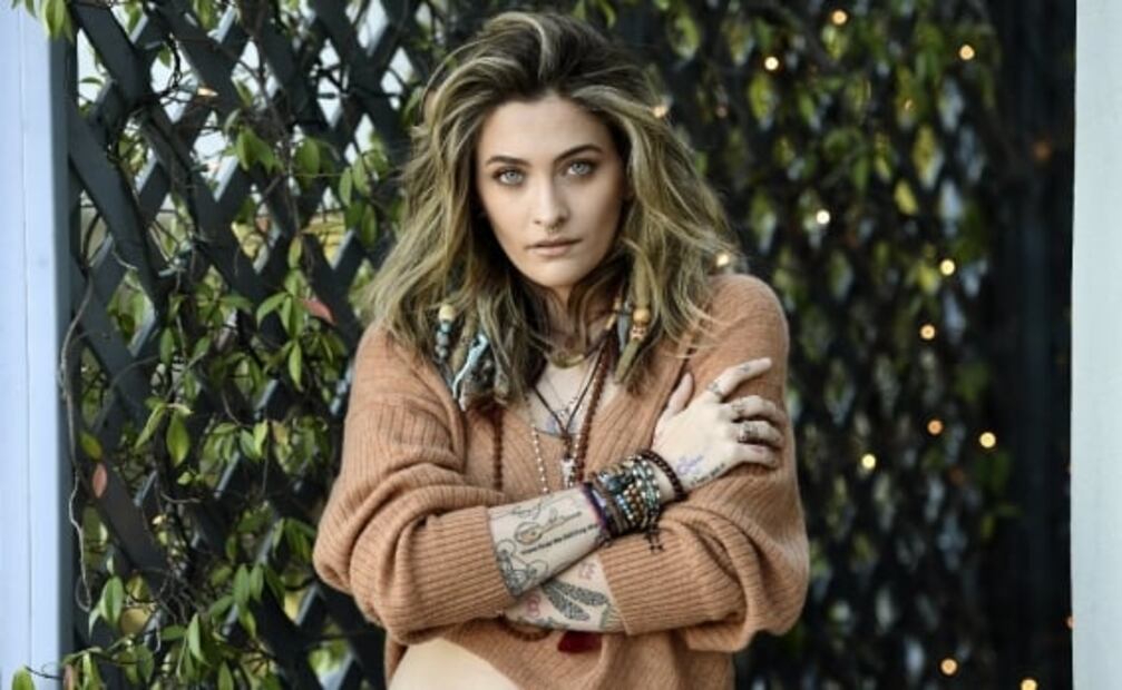 Paris Jackson le canta a su ex en su primer disco como solista