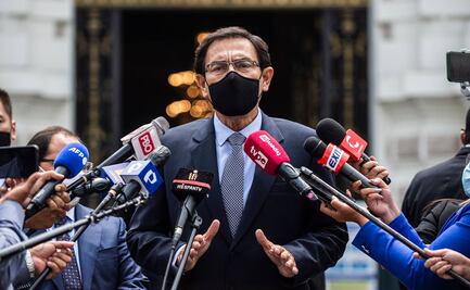 Investigarán aplicación de vacunas a altos funcionarios en Perú, incluyendo al expresidente Martín Vizcarra