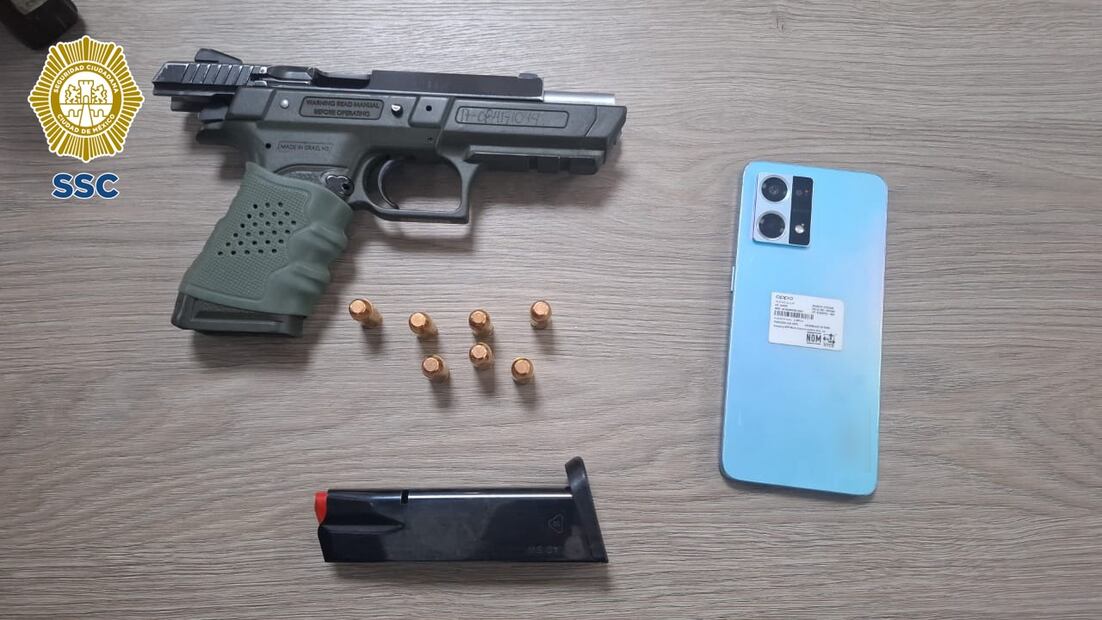 Los detenidos fueron puestos a disposición del agente del Ministerio Público, junto las armas aseguradas. Foto: Especial