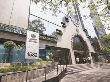 Hoy comparecen 2 ante FGR por caso Conacyt