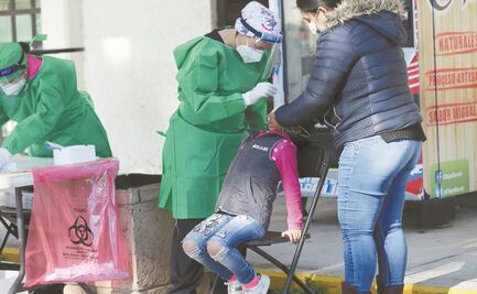 Valeria, de 7 años, brinca de felicidad por su negativo a Covid