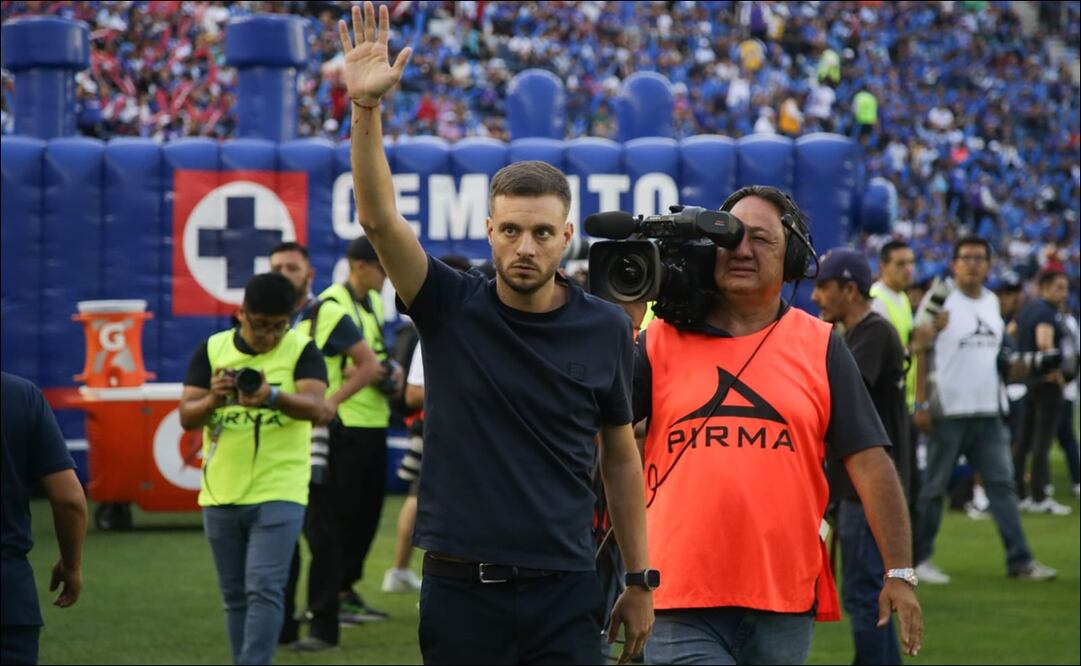 Martín Anselmi no va a permitir que Cruz Azul salga del estadio Ciudad de los Deportes / Foto: Carlos Mejía - EL UNIVERSAL