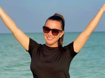 Mariazel se llevó todas las miradas desde una playa privada de Qatar
