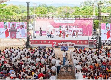 Salomón Jara rinde segundo informe de Gobierno en Juchitán, Oaxaca; presume apoyo de Claudia Sheinbaum