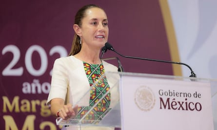 Sheinbaum reconoce a Elvira Carrillo en Quintana Roo; mujeres mayas son pioneras en lucha por los derechos, recuerda