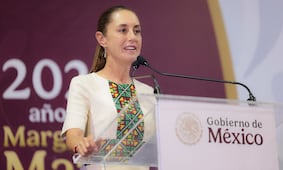 Sheinbaum reconoce a Elvira Carrillo en Quintana Roo; mujeres mayas son pioneras en lucha por los derechos, recuerda