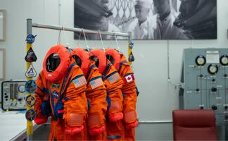 Artemis II: así serán los trajes de los astronautas en la misión; conoce su tecnología