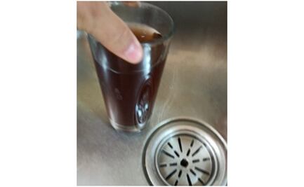 Vecinos de Satélite denuncian suministro de agua "color café"