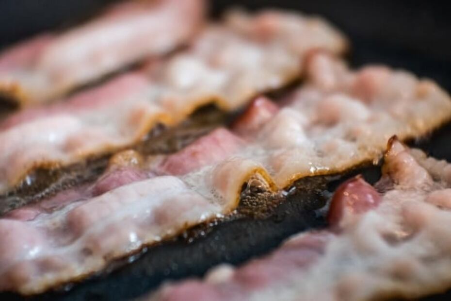 ¿Qué pasa si comes huevo con tocino todos los días?
