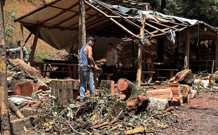 Fuertes lluvias derrumban puestos de comida en Tenancingo; se reporta un hombre muerto y una mujer lesionada
