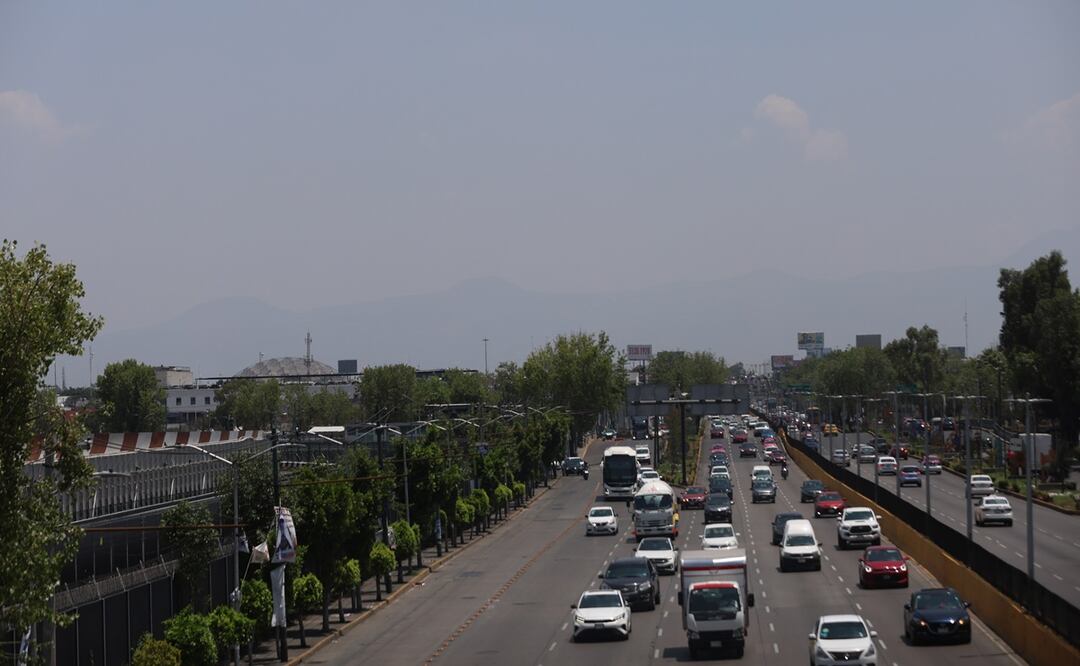 Tráfico Ciudad de México. Foto: Iván Montaño