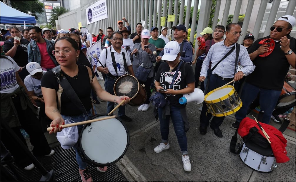 Trabajadores del poder judicial mantienen una protesta afuera del Consejo de la Judicatura Federal. 20 septiembre 2024. Foto: Fernanda Rojas/EL UNIVERSAL
