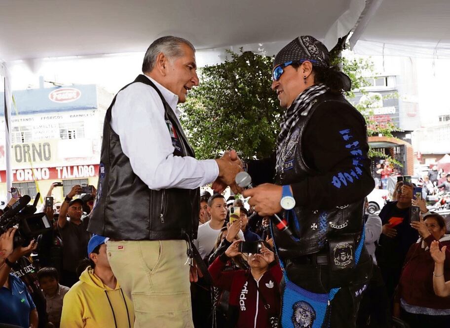 Adán Augusto López visito Ixtapaluca, en el Estado de México.
