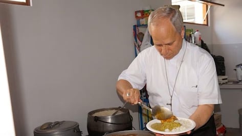 Robert Prevost, el obispo que disfrutó la gastronomía chiclayana, en Perú, antes de ser el papa León XIV