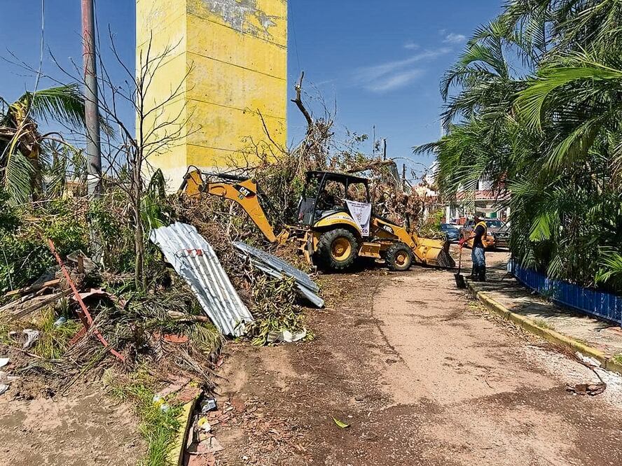 En las calles de Acapulco la acumulación de basura es bastante. En cada esquina se ven amontonamientos de residuos que comienzan a heder. Foto: Especial
