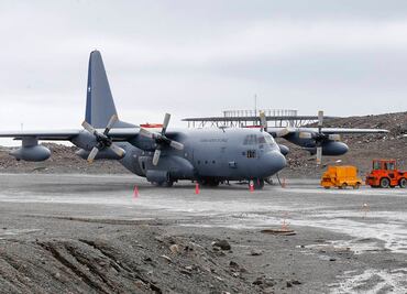 Chile confirma que restos hallados son de avión militar desaparecido