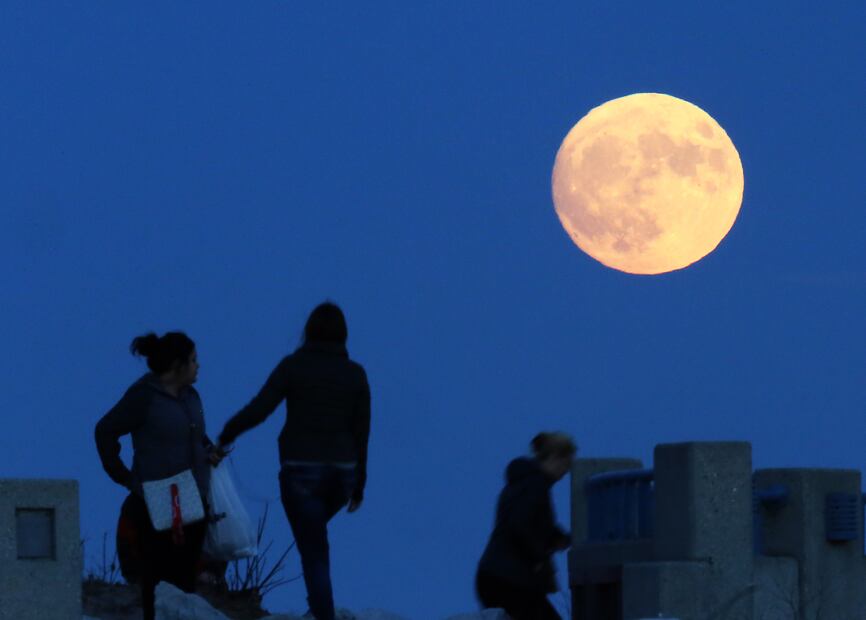 La superluna será visible en México. Foto: AP