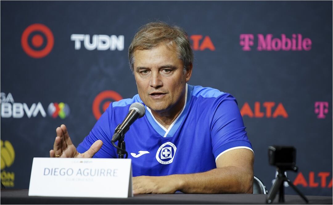 Diego Aguirre, técnico de Cruz Azul, reconoce que en su equipo hay incertidumbre / FOTO: IMAGO7