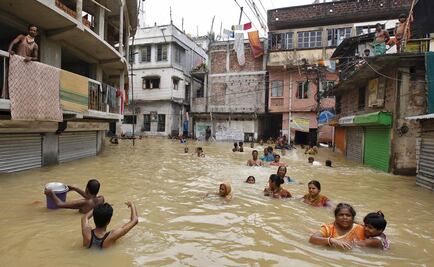 Inundaciones en India dejan más de 200 muertos