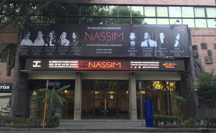 Jorge Negrete y Cantinflas inauguraron el Teatro Silvia Pinal, que ahora está en disputa