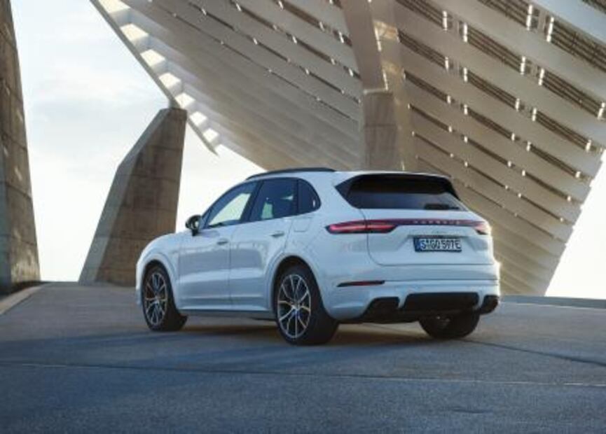 Porsche presenta la nueva versión E-Hybrid de la Cayenne 