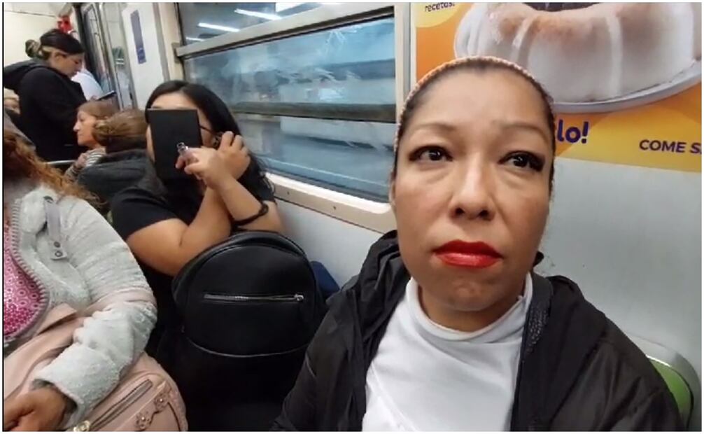 Sara, usuaria de la Línea 9. Foto: Brenda Martínez/ EL UNIVERSAL