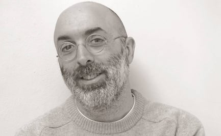 “En mis historias, el telón de fondo es mi vida”: Eduardo Halfon